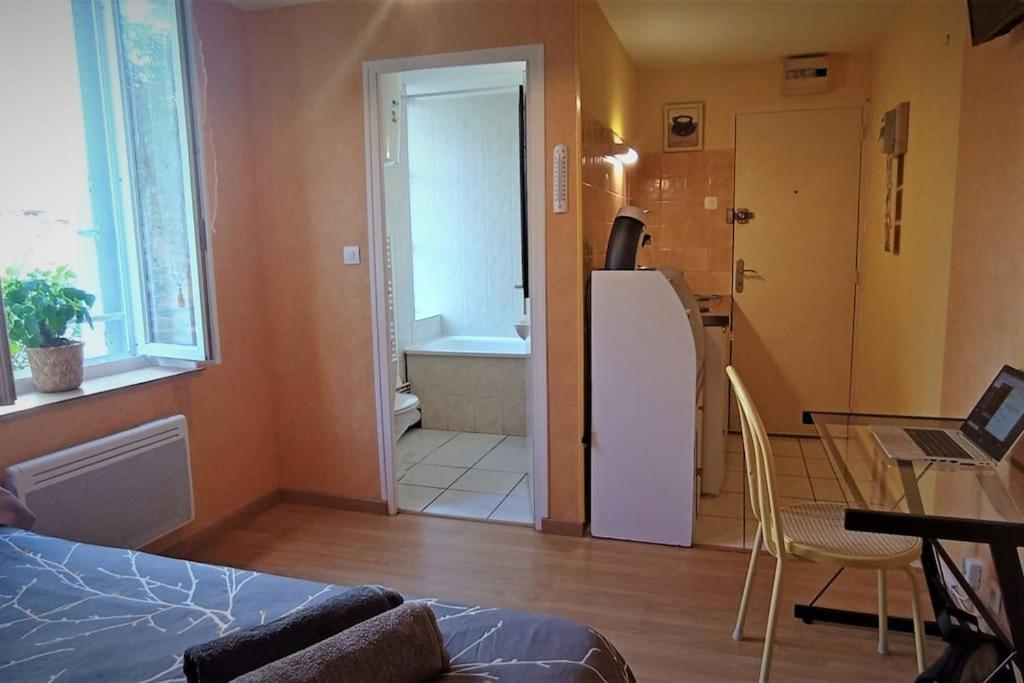 Studio 5 Avec Wifi Лимож Экстерьер фото